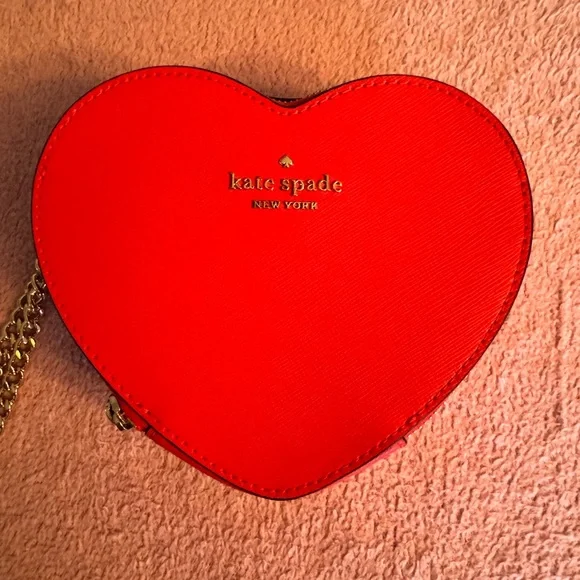 kate spade red heart mini crossbody bag - Picture 4 of 17
